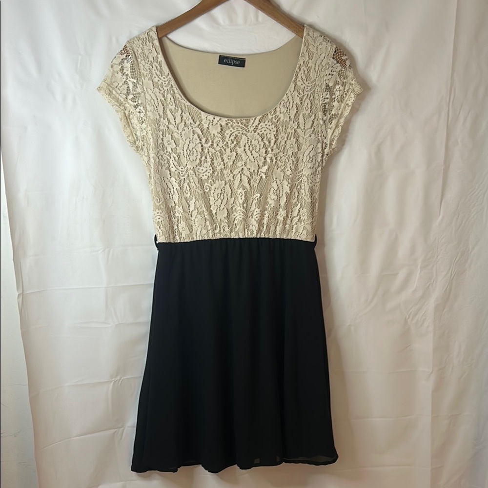 Elegant Cream and Black Lace Dress size medium business casual Eclipse